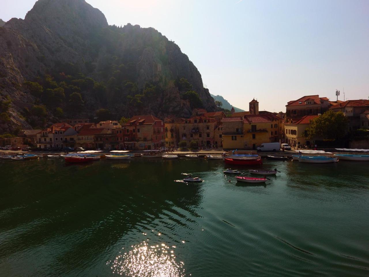 Inn By The River Omiš Exterior foto